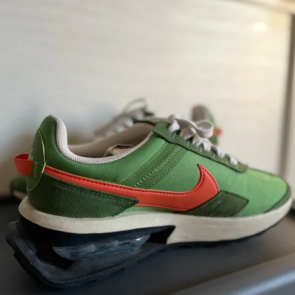 Mens Nike Air Max Pre-Day LX